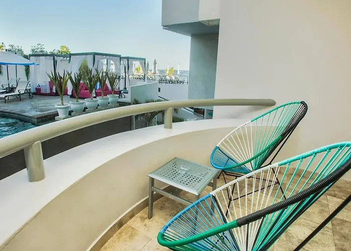 In The Heart Of Cabo 1 Bedroom * Cabo San Lucas